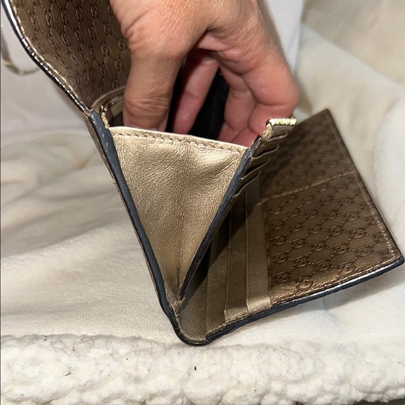Gucci tan/gold metallic long leather wallet - Picture 13 of 16